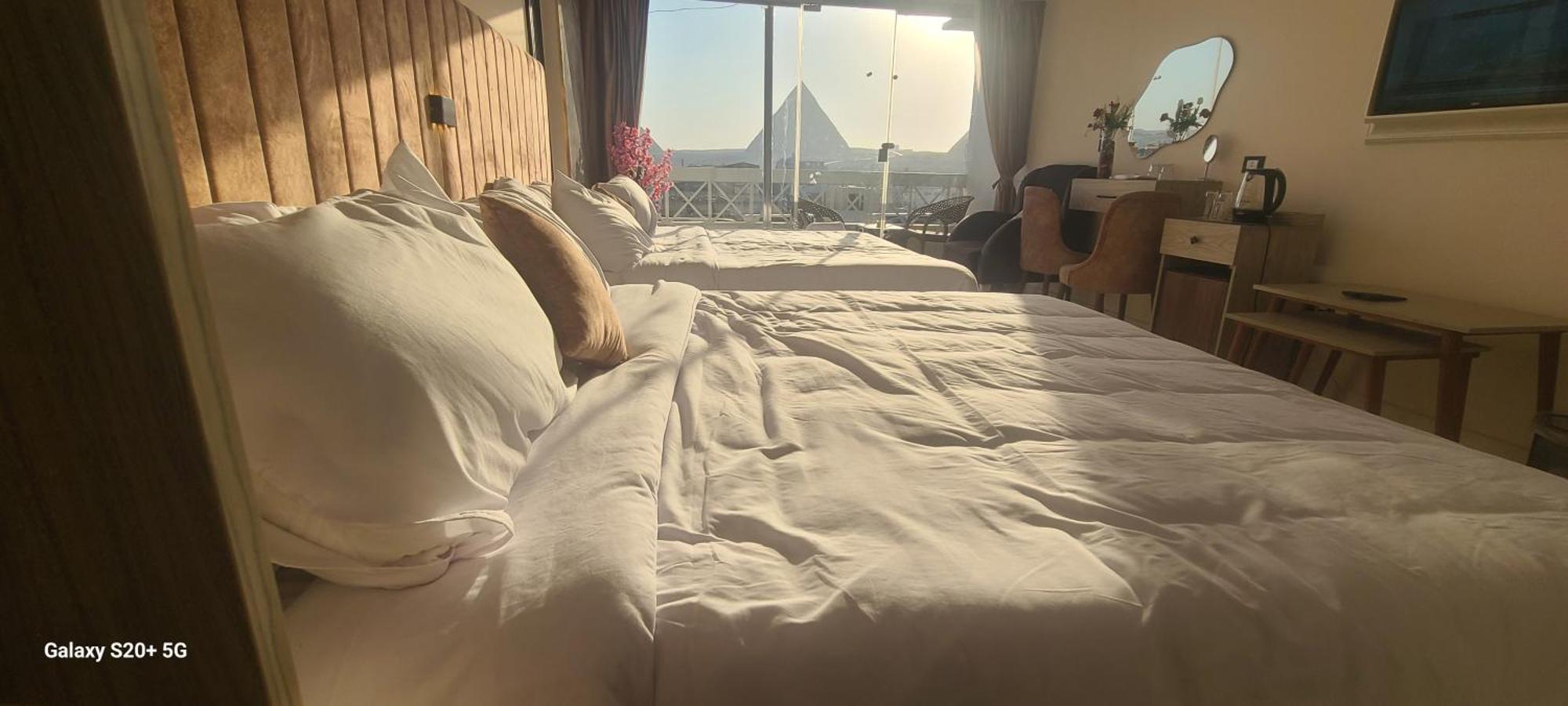Great Horizon Pyramids Guest house *